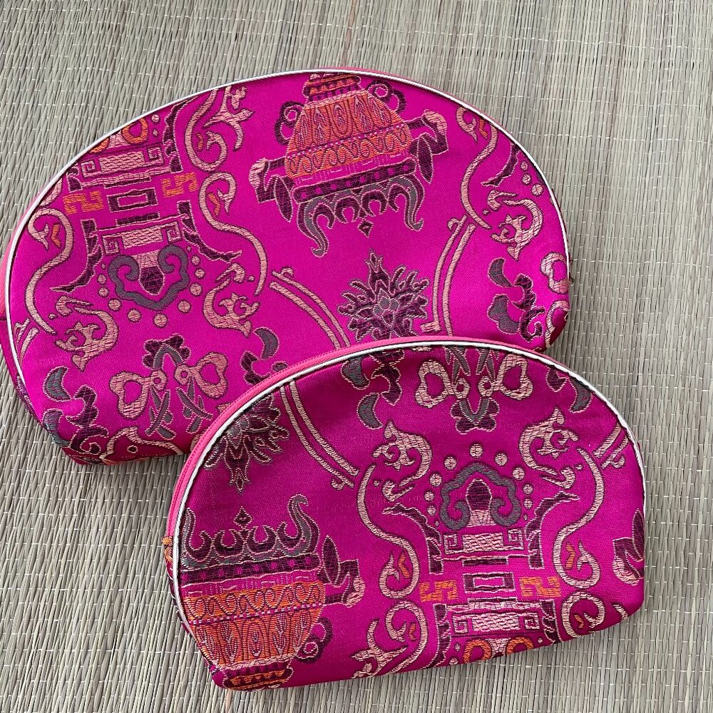 VINTAGE Chinese Hot Pink Satin Cosmetic or Jewelry Bags / Pouches